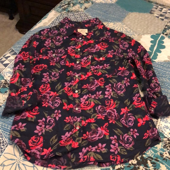 Levi's Tops - Levi’s Floral Top Levi's Tops - Levi’s Floral Top